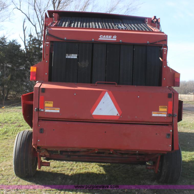 image for item AA9137 1997 Case IH 8465A round baler