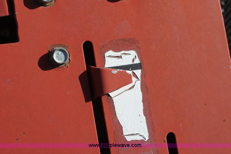 image for item AA9137 1997 Case IH 8465A round baler