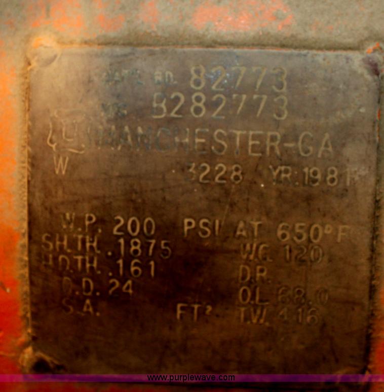 image for item AA9139 1981 Manchester 80 gallon air compressor