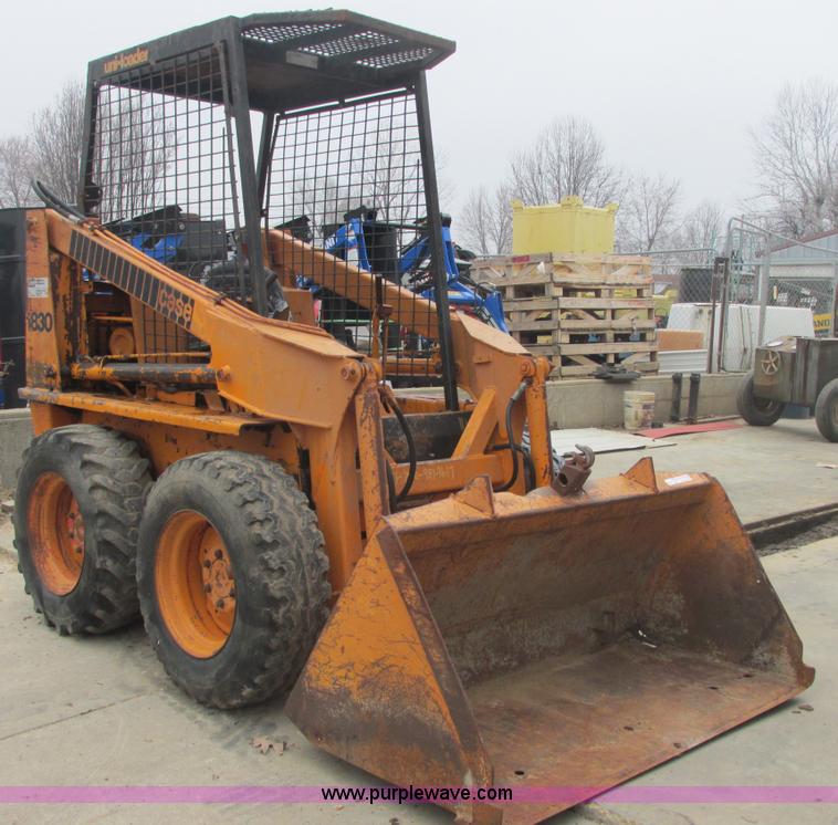 image for item AB9432 1977 Case 1830 skid steer