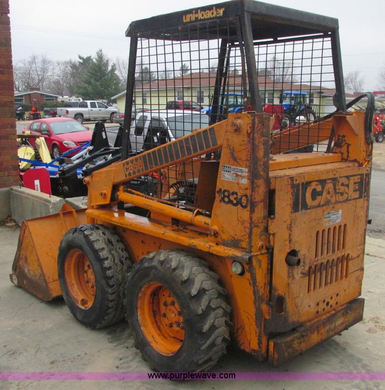 image for item AB9432 1977 Case 1830 skid steer