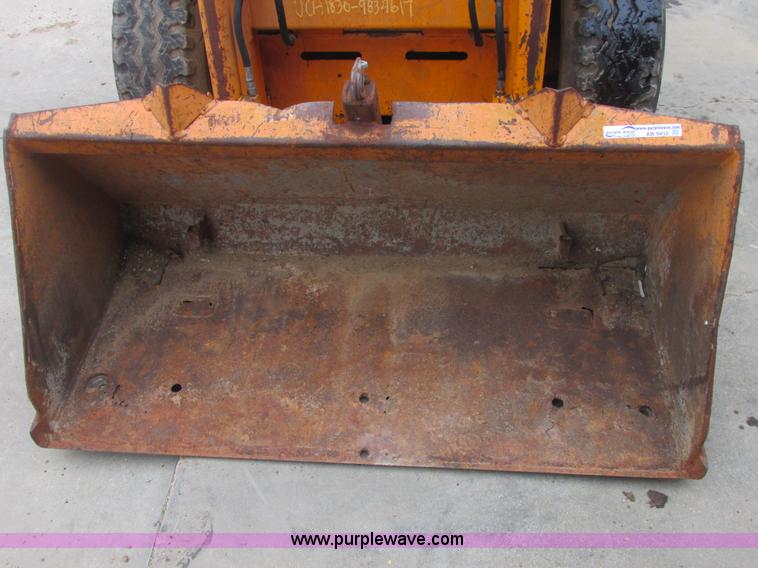 image for item AB9432 1977 Case 1830 skid steer