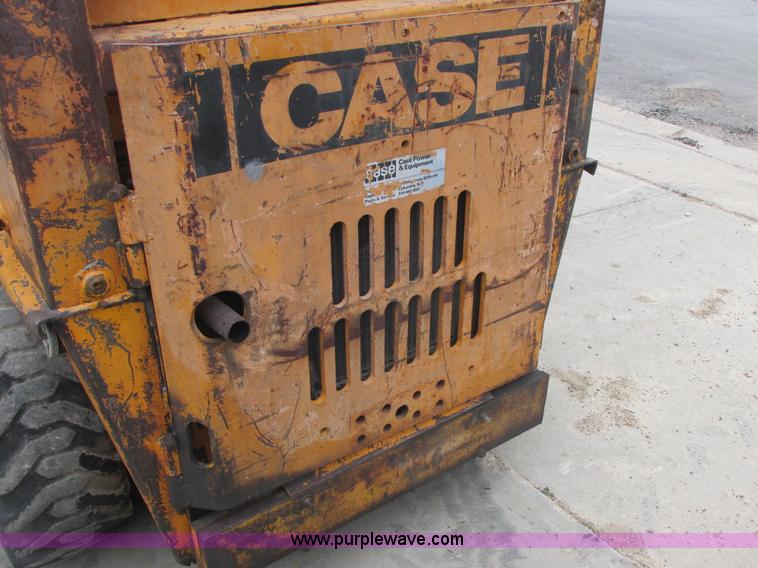 image for item AB9432 1977 Case 1830 skid steer