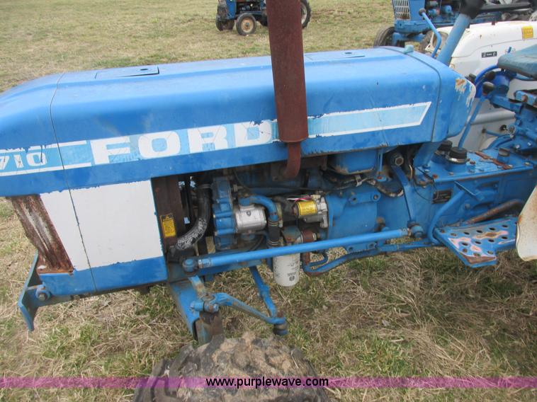 image for item AB9433 1984 Ford 1710 tractor