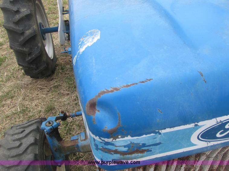 image for item AB9433 1984 Ford 1710 tractor