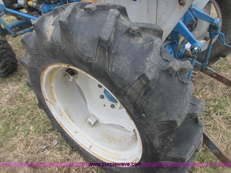 image for item AB9433 1984 Ford 1710 tractor