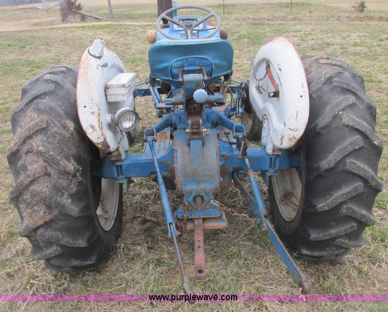 image for item AB9435 Ford 3000 tractor