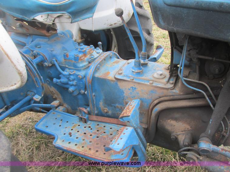 image for item AB9435 Ford 3000 tractor