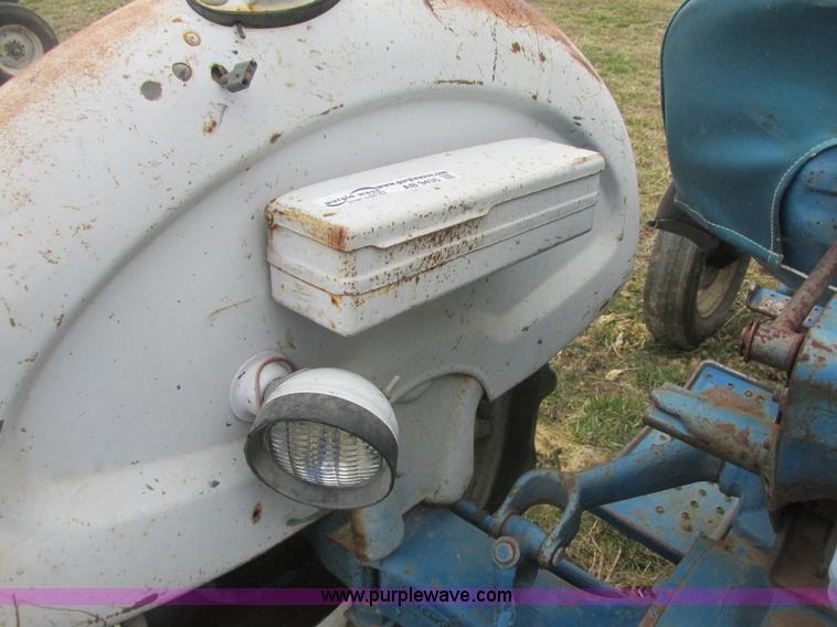 image for item AB9435 Ford 3000 tractor