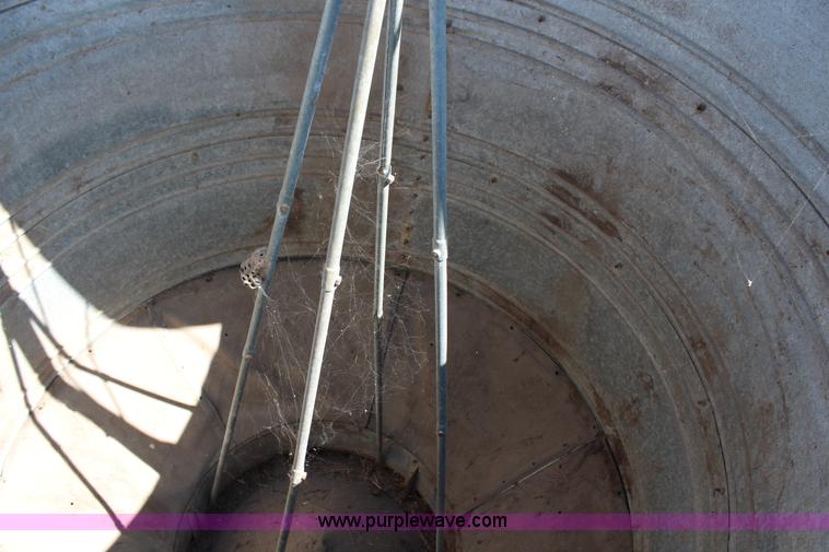 Pax Hog Feeder Item Ak9422 4 24 2013