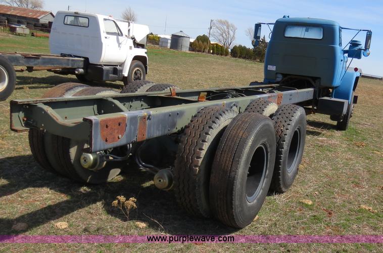 image for item B4666 1971 Dodge T80 cab and chassis
