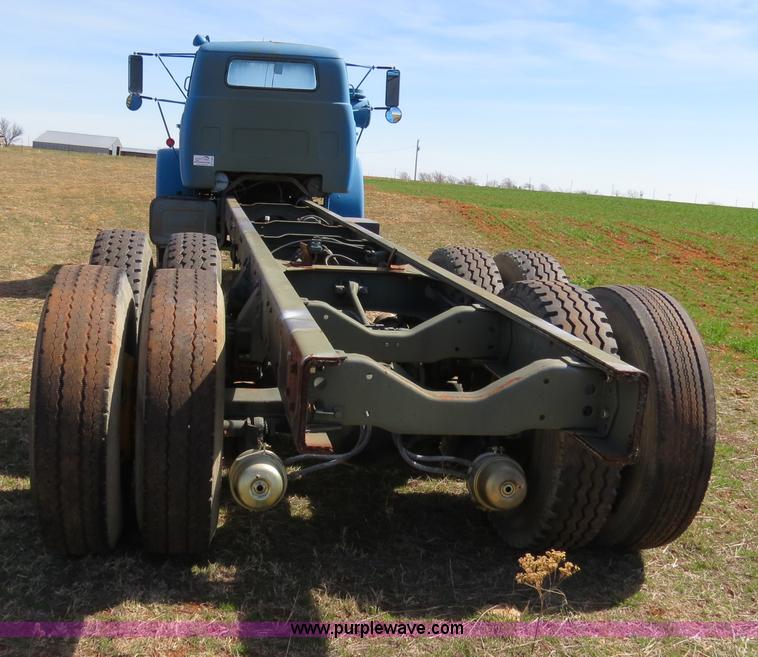 image for item B4666 1971 Dodge T80 cab and chassis