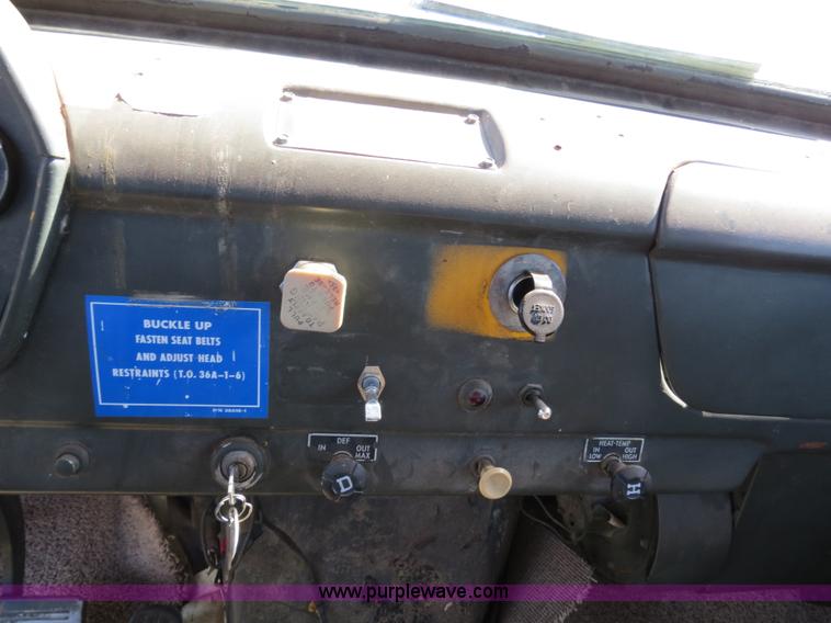 image for item B4666 1971 Dodge T80 cab and chassis