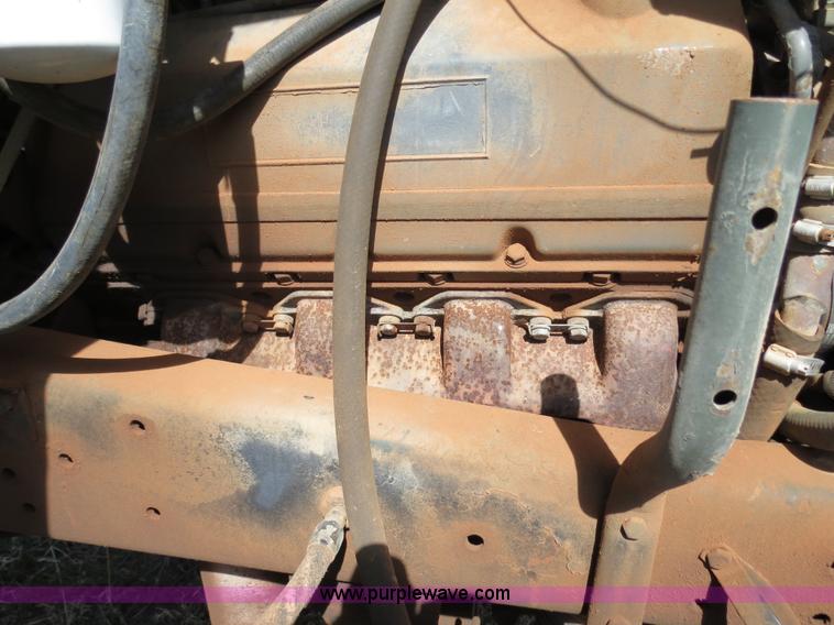 image for item B4666 1971 Dodge T80 cab and chassis