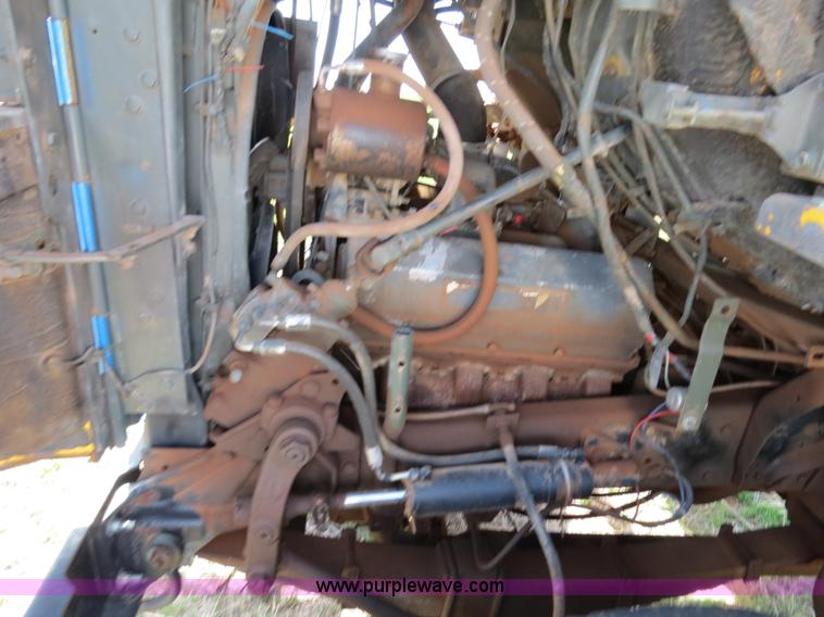 image for item B4666 1971 Dodge T80 cab and chassis