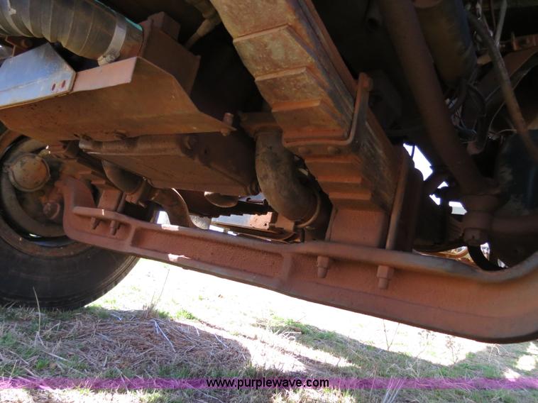 image for item B4666 1971 Dodge T80 cab and chassis