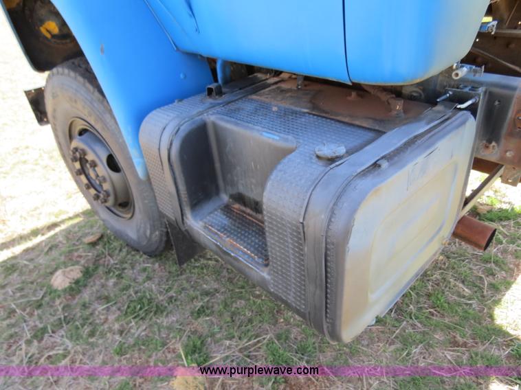 image for item B4666 1971 Dodge T80 cab and chassis