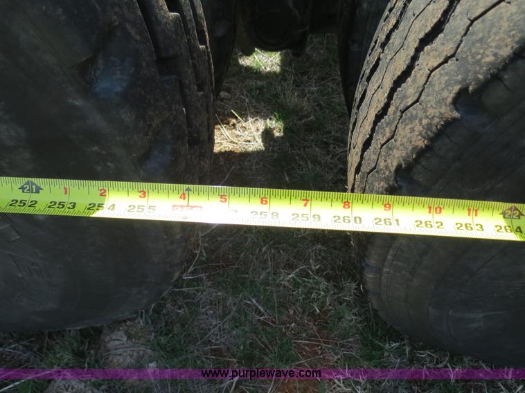 image for item B4666 1971 Dodge T80 cab and chassis