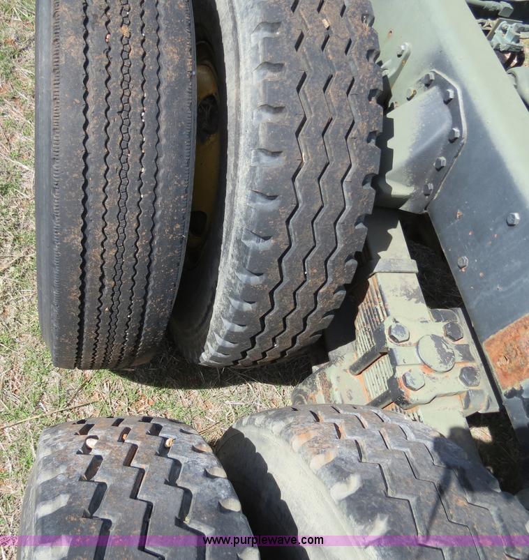 image for item B4666 1971 Dodge T80 cab and chassis