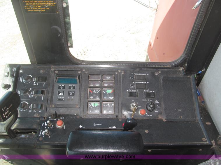 image for item B5438 1992 Case IH 1680 Axial-Flow combine