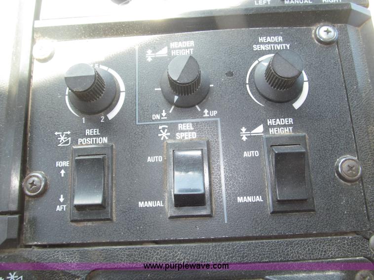 image for item B5438 1992 Case IH 1680 Axial-Flow combine