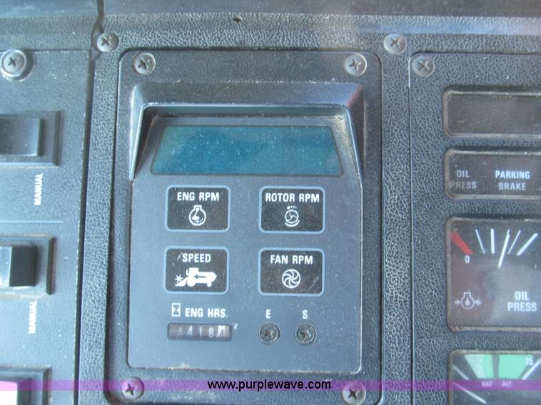 image for item B5438 1992 Case IH 1680 Axial-Flow combine