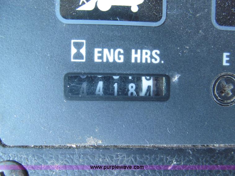 image for item B5438 1992 Case IH 1680 Axial-Flow combine