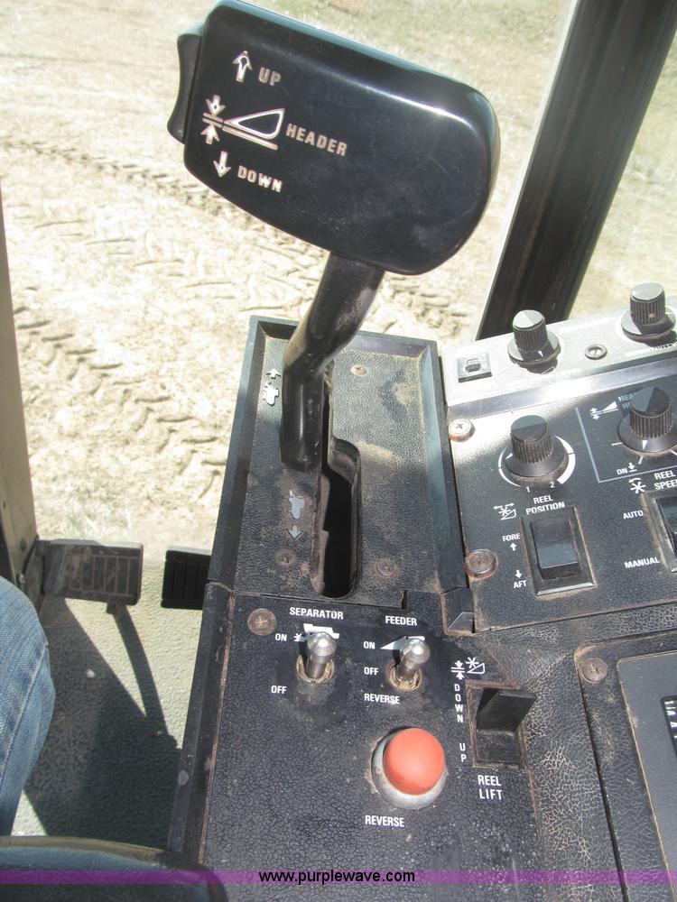 image for item B5438 1992 Case IH 1680 Axial-Flow combine