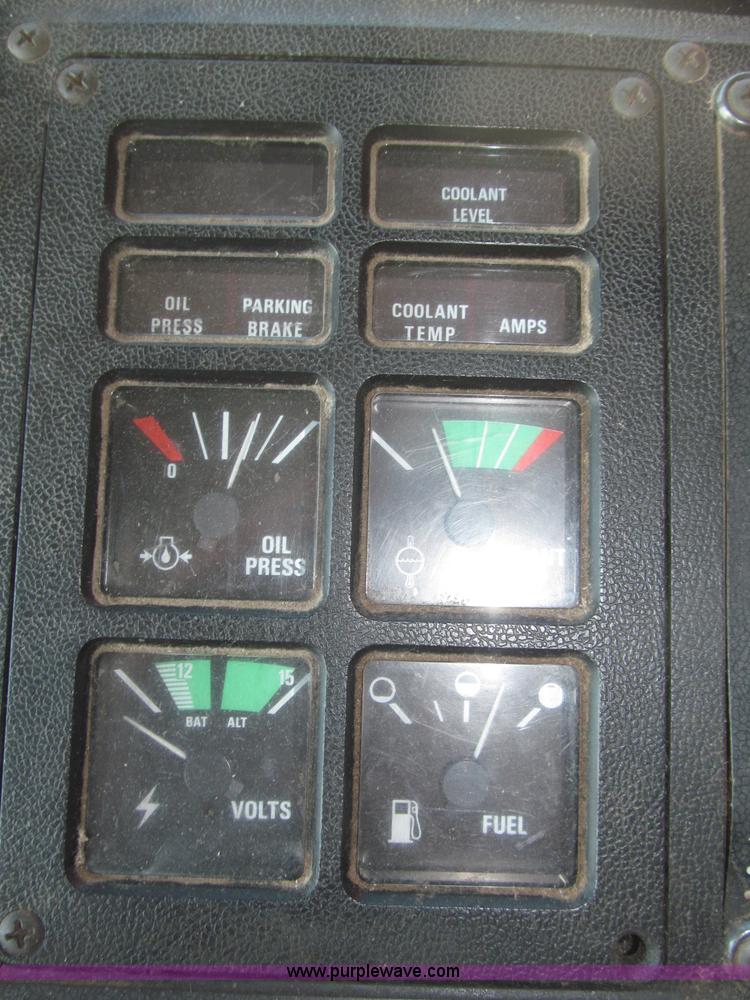 image for item B5438 1992 Case IH 1680 Axial-Flow combine