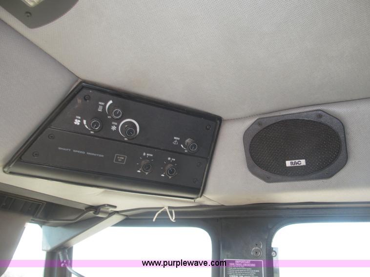 image for item B5438 1992 Case IH 1680 Axial-Flow combine