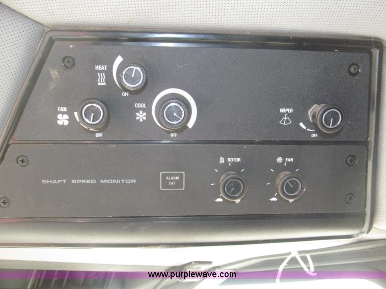 image for item B5438 1992 Case IH 1680 Axial-Flow combine