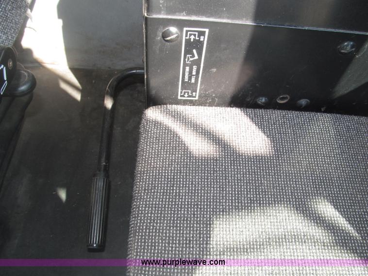 image for item B5438 1992 Case IH 1680 Axial-Flow combine