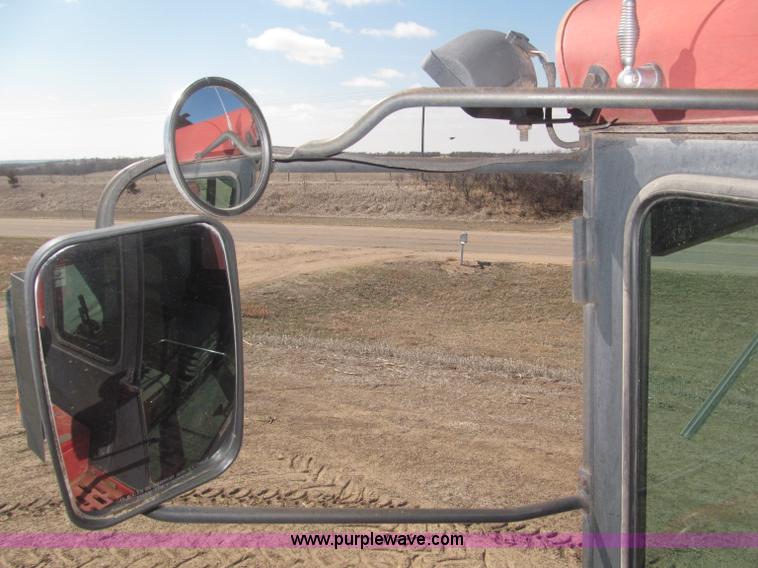 image for item B5438 1992 Case IH 1680 Axial-Flow combine