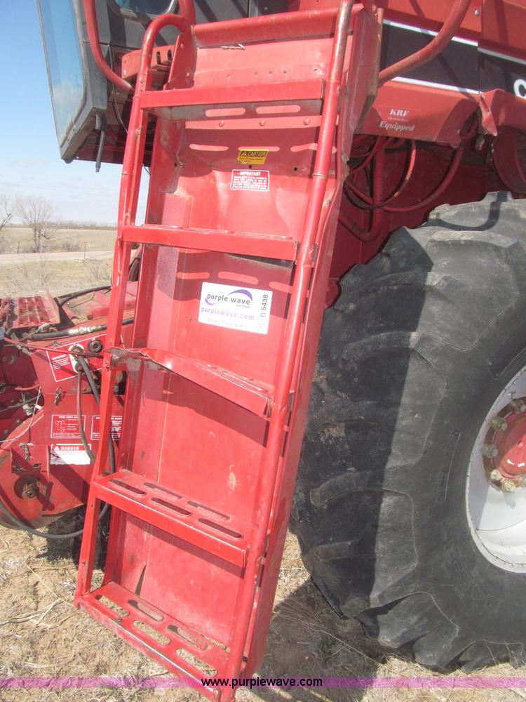 image for item B5438 1992 Case IH 1680 Axial-Flow combine