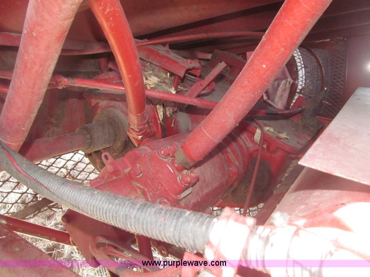 image for item B5438 1992 Case IH 1680 Axial-Flow combine