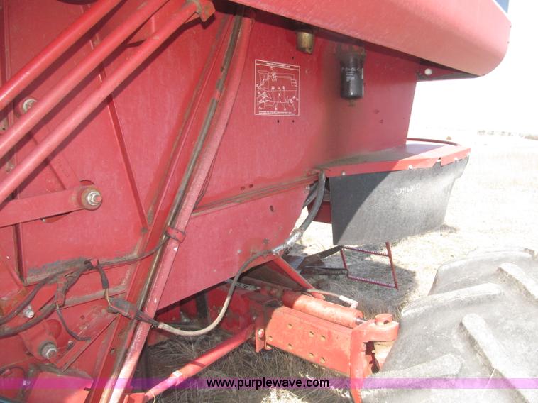 image for item B5438 1992 Case IH 1680 Axial-Flow combine