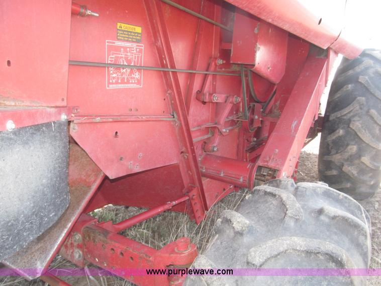 image for item B5438 1992 Case IH 1680 Axial-Flow combine