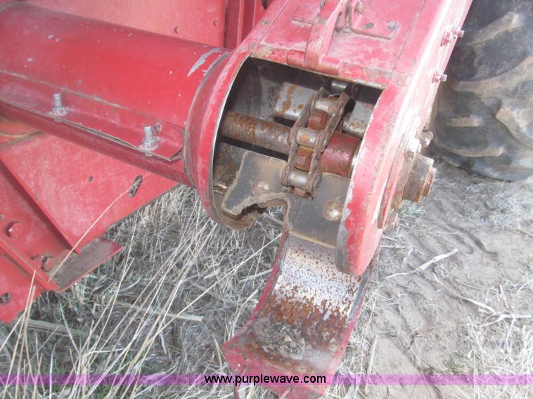 image for item B5438 1992 Case IH 1680 Axial-Flow combine