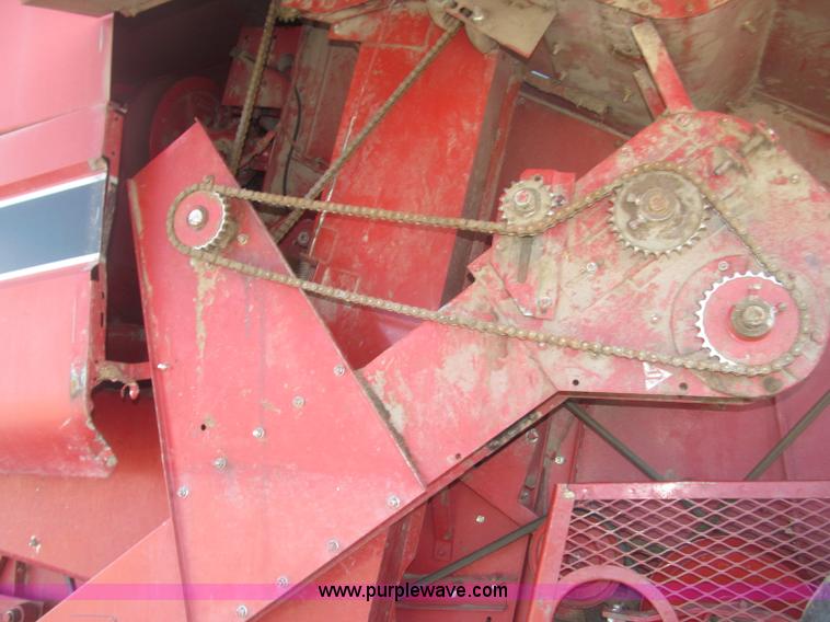 image for item B5438 1992 Case IH 1680 Axial-Flow combine