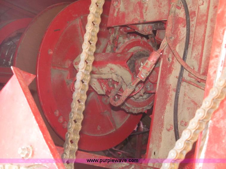 image for item B5438 1992 Case IH 1680 Axial-Flow combine