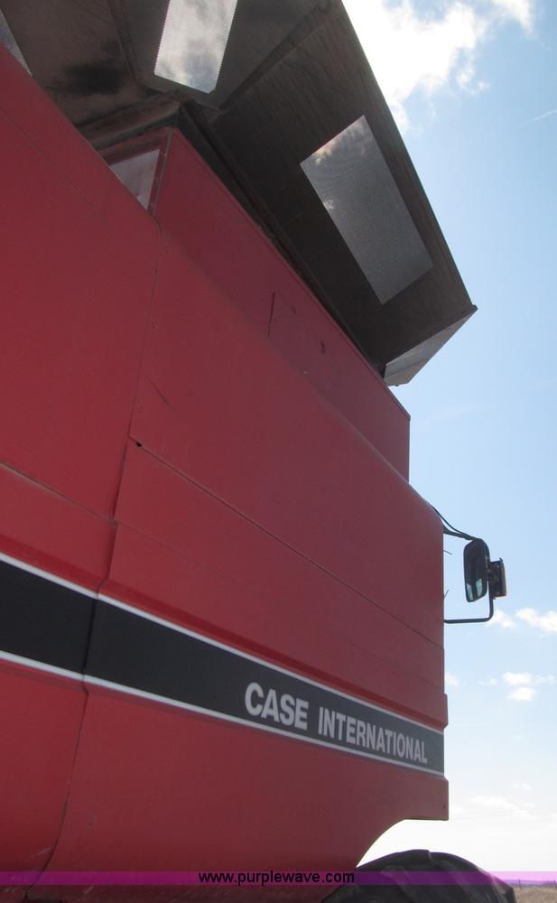 image for item B5438 1992 Case IH 1680 Axial-Flow combine