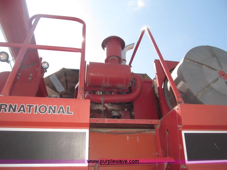 image for item B5438 1992 Case IH 1680 Axial-Flow combine