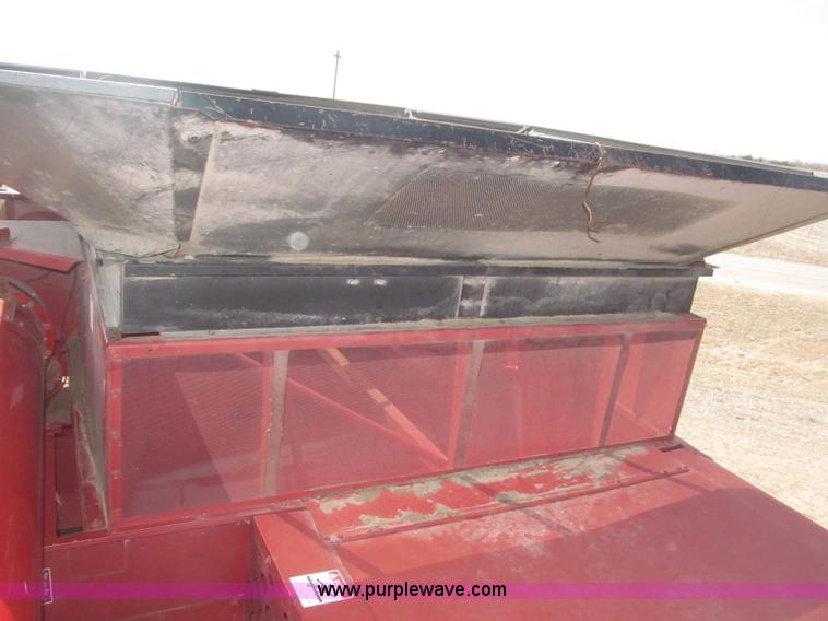 image for item B5438 1992 Case IH 1680 Axial-Flow combine