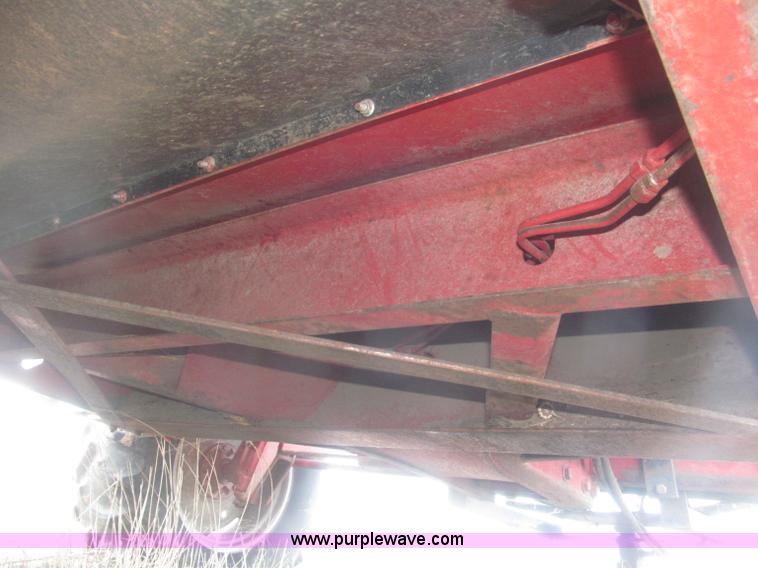 image for item B5438 1992 Case IH 1680 Axial-Flow combine