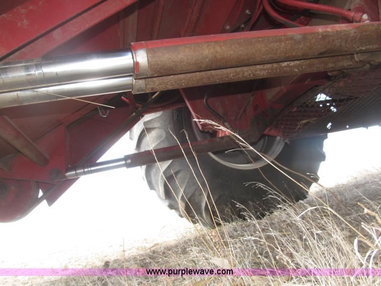 image for item B5438 1992 Case IH 1680 Axial-Flow combine