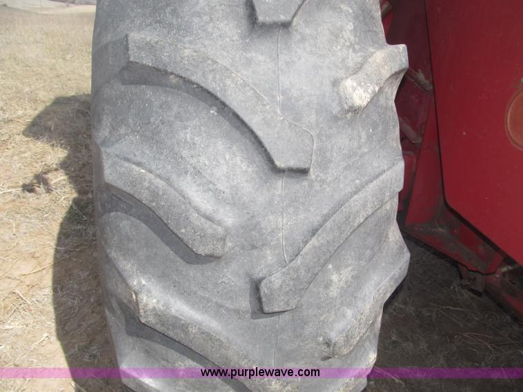 image for item B5438 1992 Case IH 1680 Axial-Flow combine