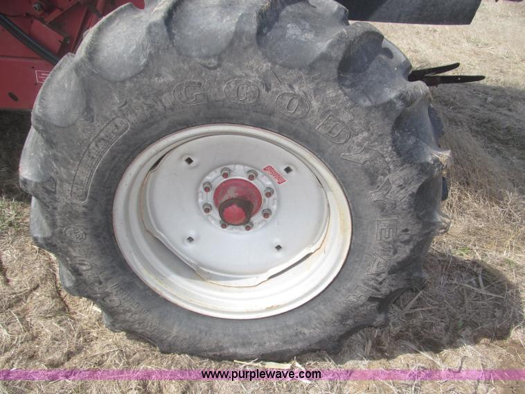 image for item B5438 1992 Case IH 1680 Axial-Flow combine