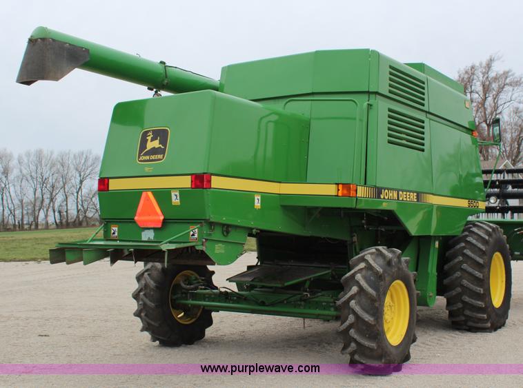 image for item C1005 1989 John Deere 9500 RWA combine