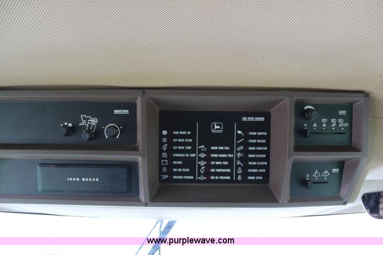 image for item C1005 1989 John Deere 9500 RWA combine