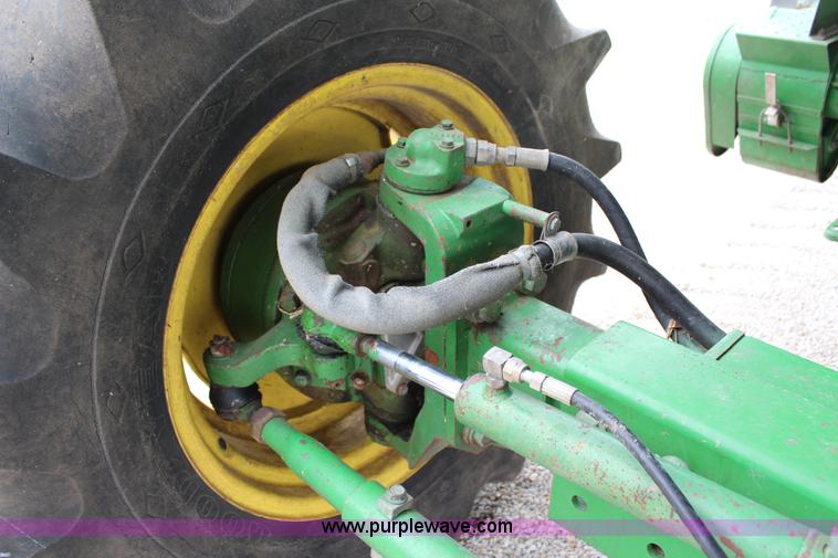 image for item C1005 1989 John Deere 9500 RWA combine